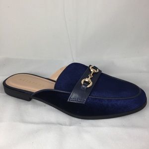 Metaphor Velvet Blue Mules